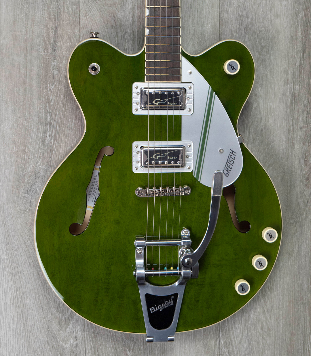 Bloque central Gretsch G2604T de edición limitada Streamliner Rally II con Bigsby, diapasón de laurel y tinte verde Rally