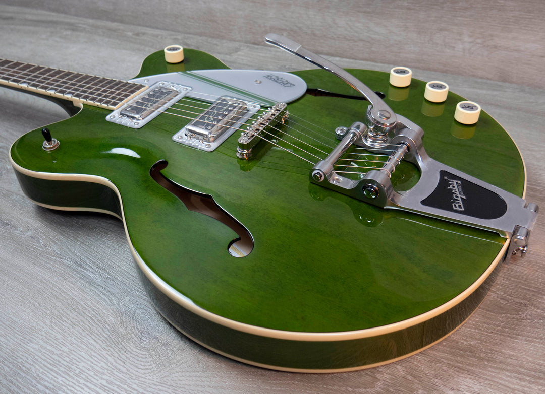 Bloque central Gretsch G2604T de edición limitada Streamliner Rally II con Bigsby, diapasón de laurel y tinte verde Rally