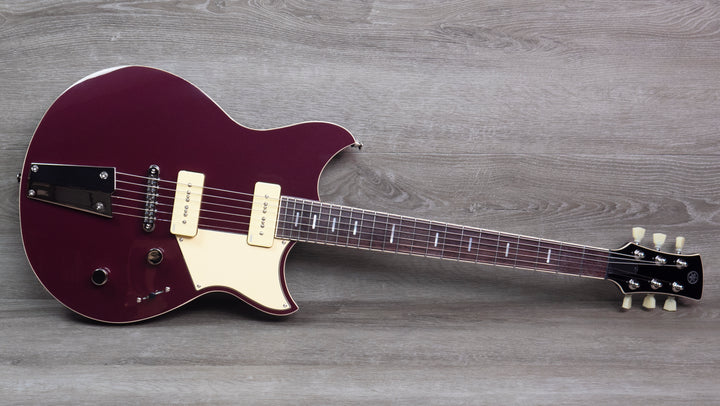 Guitarra eléctrica Yamaha RSS02T Revstar Standard, tono merlot intenso