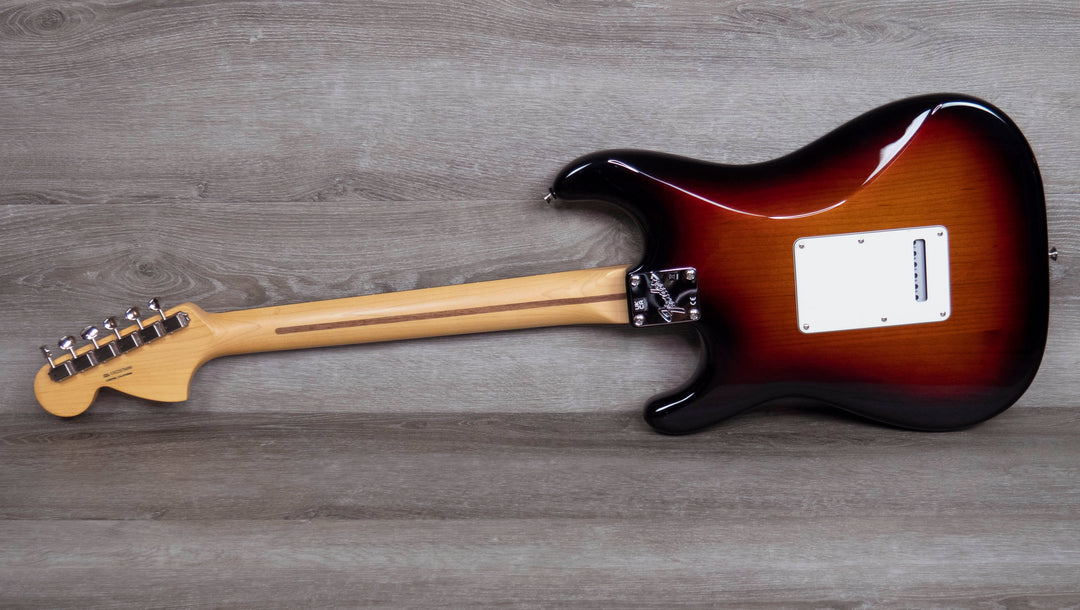 Fender American Performer Stratocaster HSS, Rosewood Fingerboard, 3-Colour Sunburst
