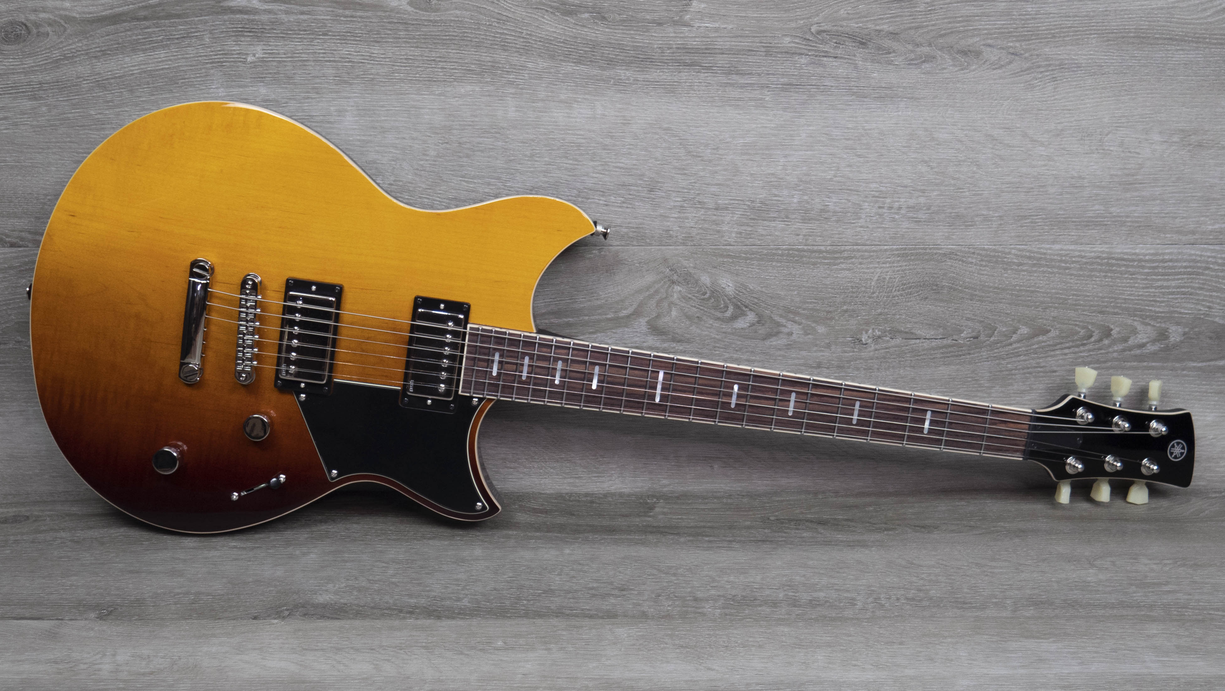 kick backです。YAMAHA REVSTAR RSS20 Amazon.com: Yamaha Revstar Standard RSS20 FGR Electric