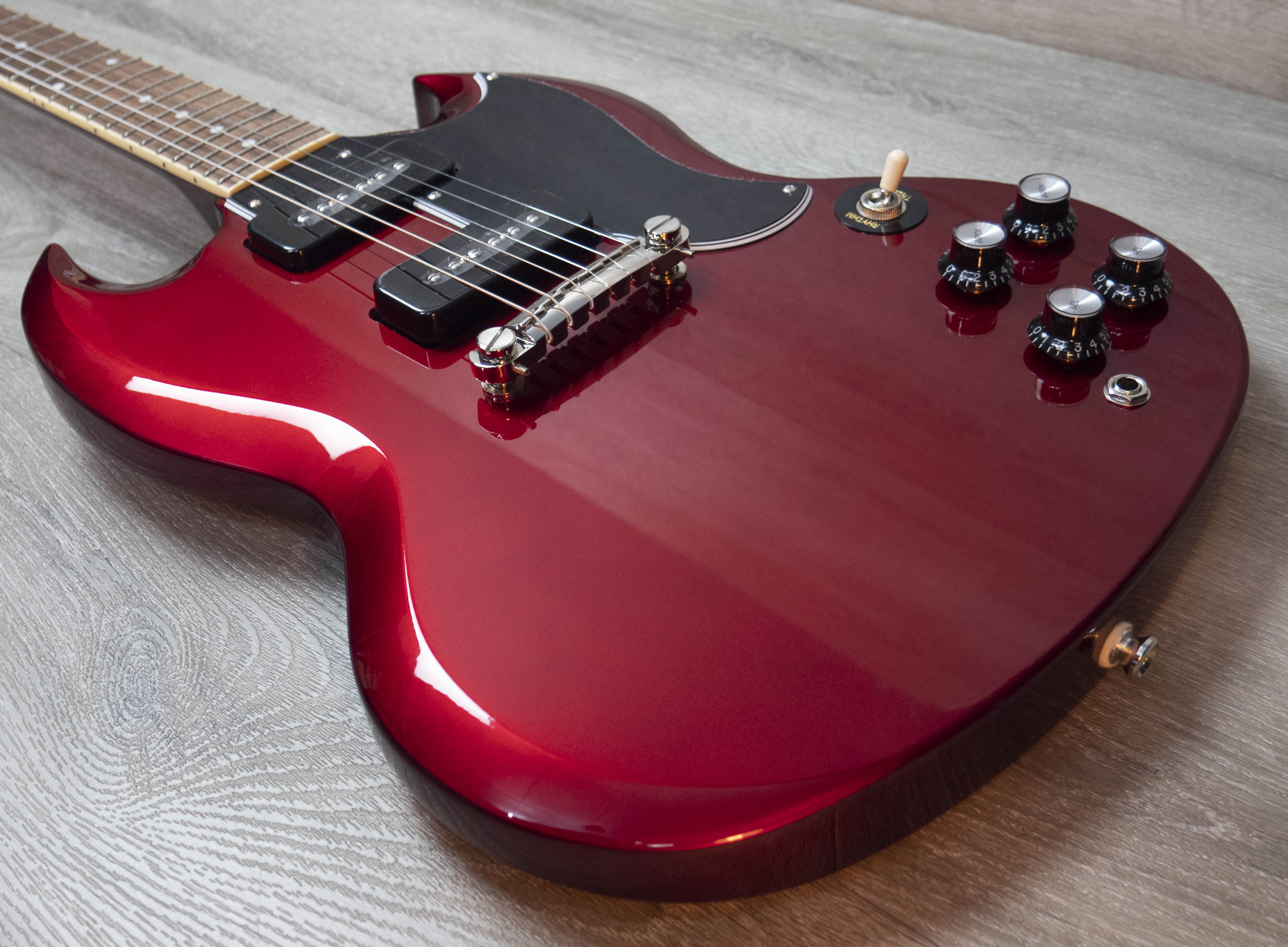 Epiphone SG Special P-90, Sparkling Burgundy – A Strings