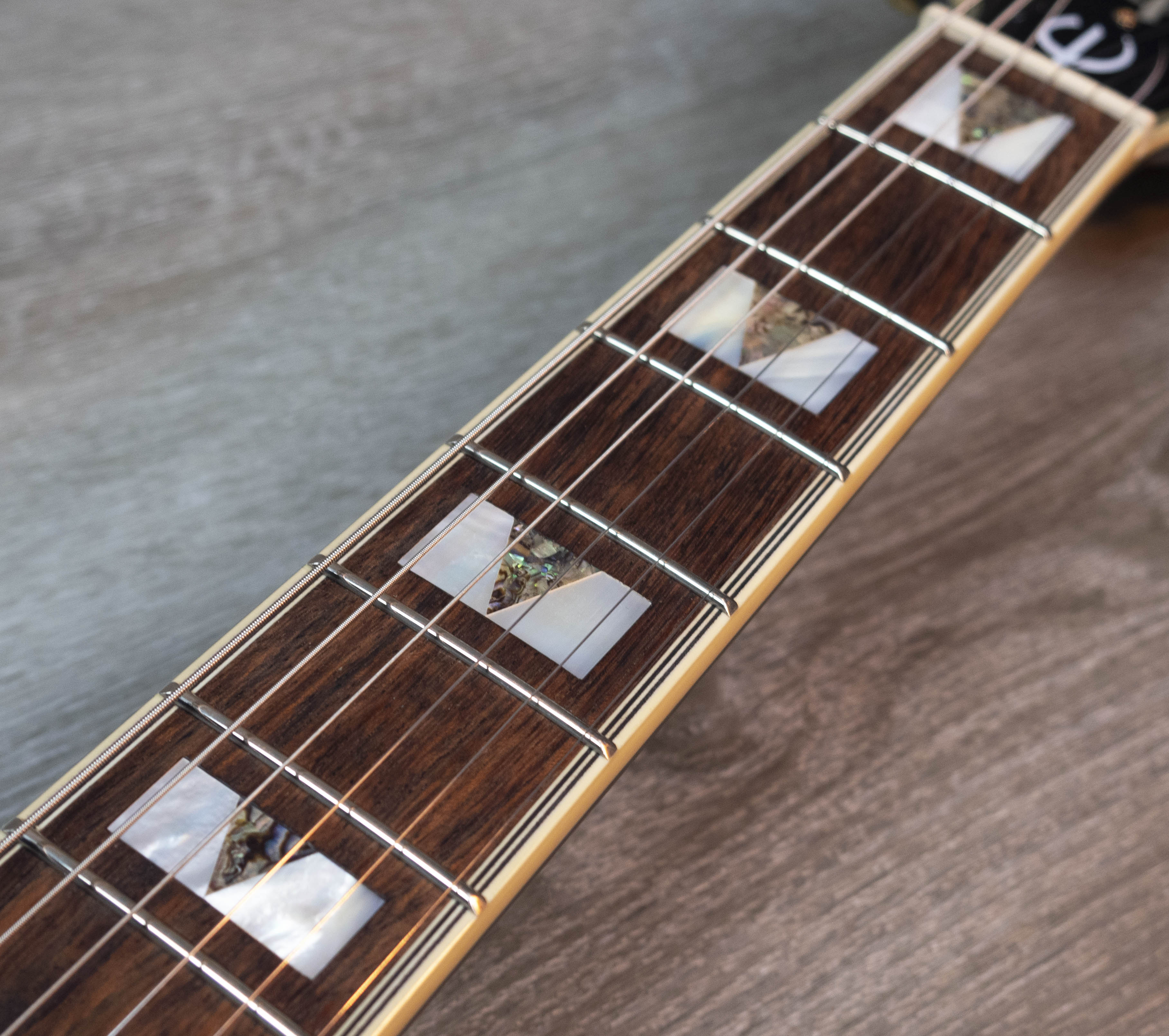 Epiphone Sheraton-II Pro, Ebony – A Strings