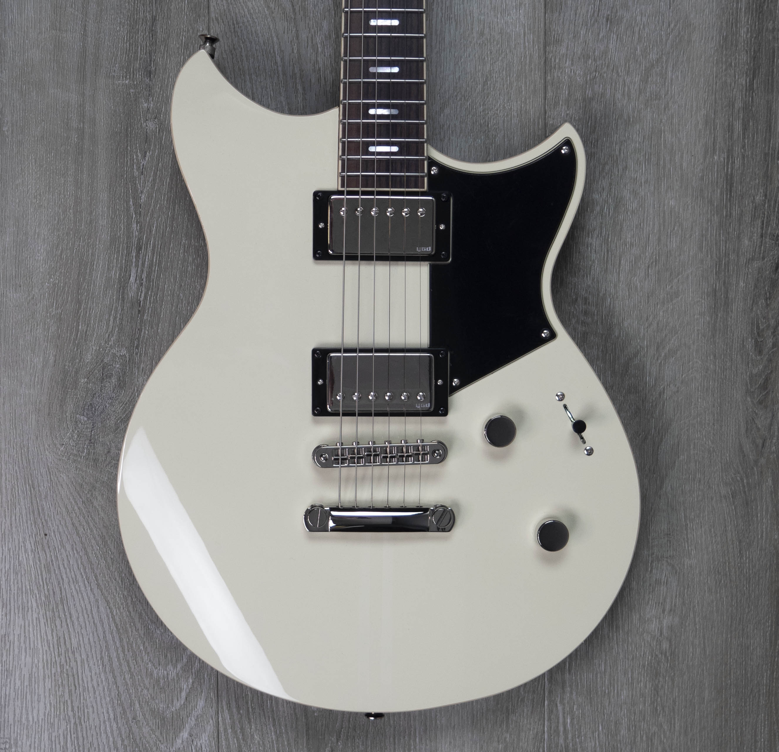 Yamaha RSS20 Revstar Standard Electric Guitar, Vintage White – A