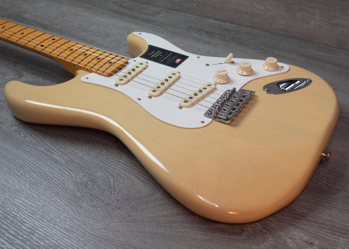 Fender American Vintage II 1957 Stratocaster, touche en érable, Vintage Blonde