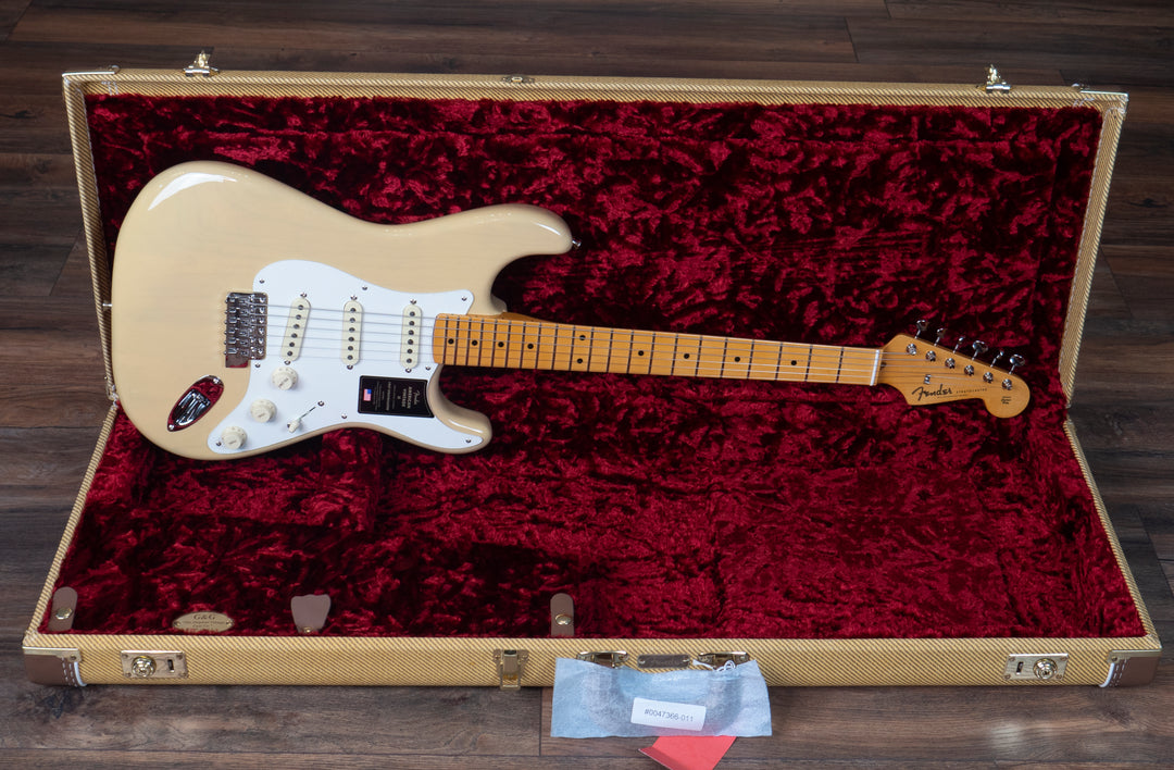 Fender American Vintage II 1957 Stratocaster, touche en érable, Vintage Blonde