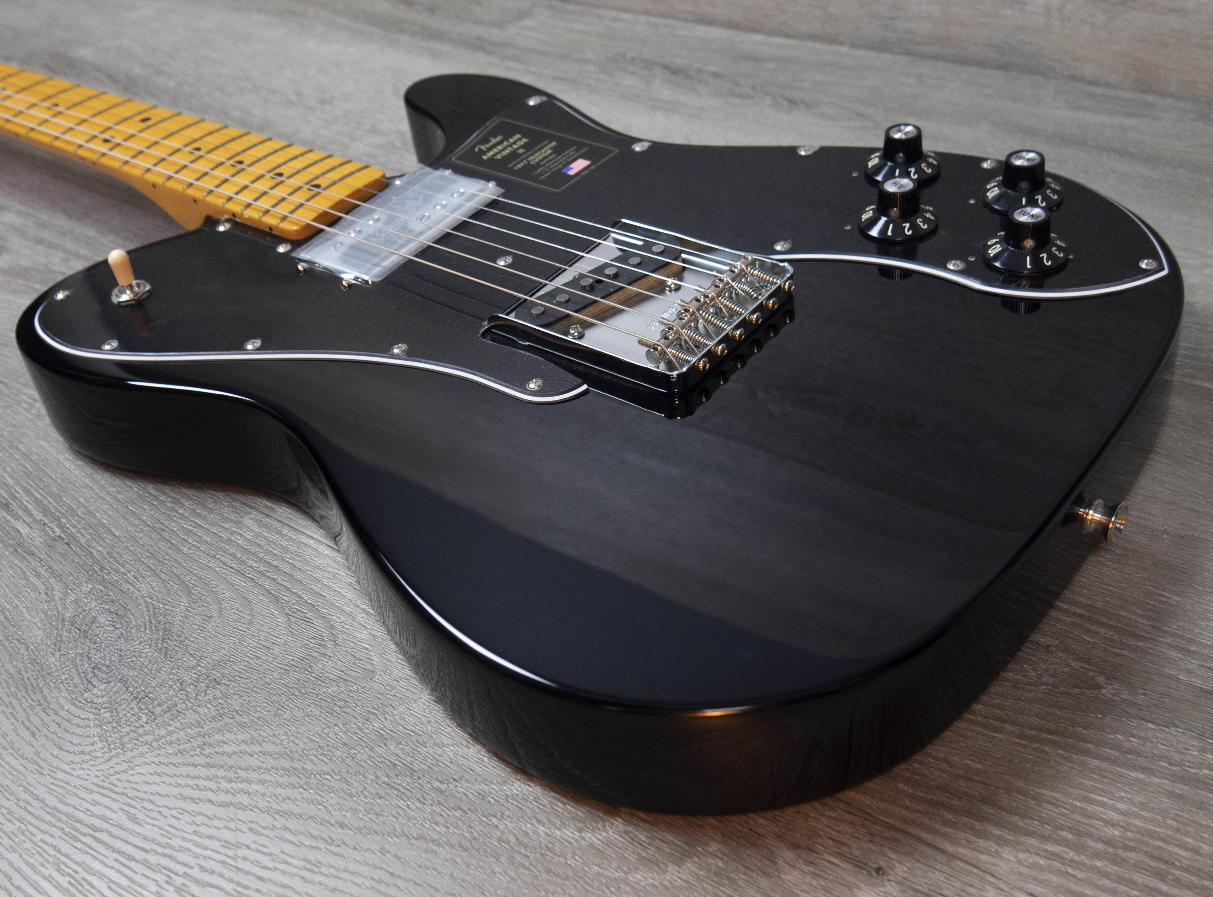 Fender American Vintage II 1977 Telecaster Custom, Rosewood